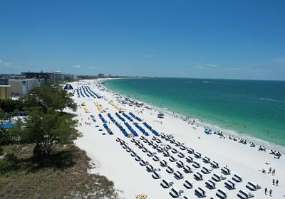 Which Side Of Florida Has White Sand Beaches